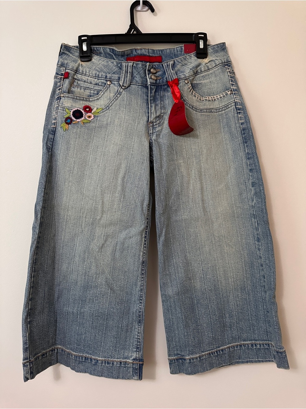 NWT FireJeans Vintage Cropped Jeans